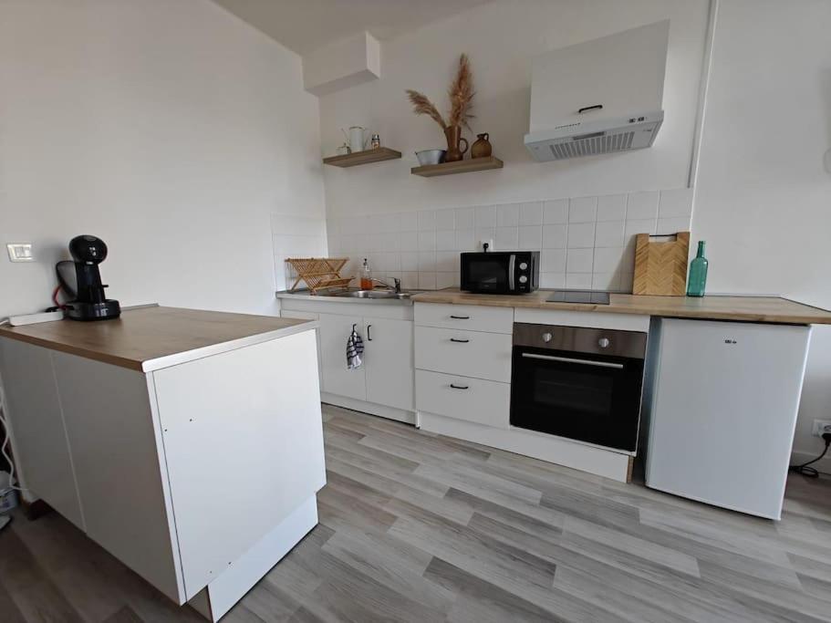 Le Duplex Du Centre - Ideal Pour Un Sejour Detente ! Saint-Savinien Exteriér fotografie